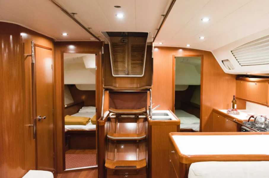 Oceanis 54