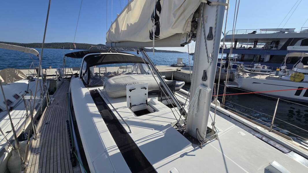 Oceanis 55