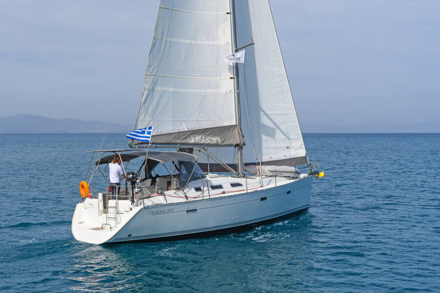 Oceanis Clipper 393