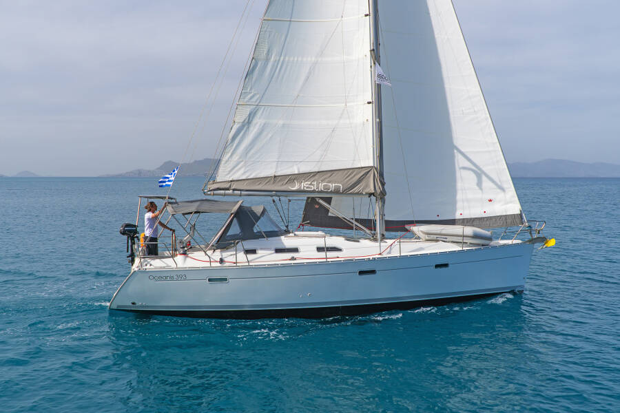 Oceanis Clipper 393