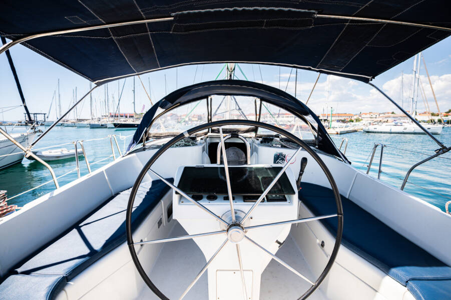 Oceanis Clipper 411