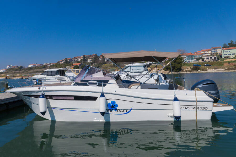 Pacific Craft 750 Sun Cruiser