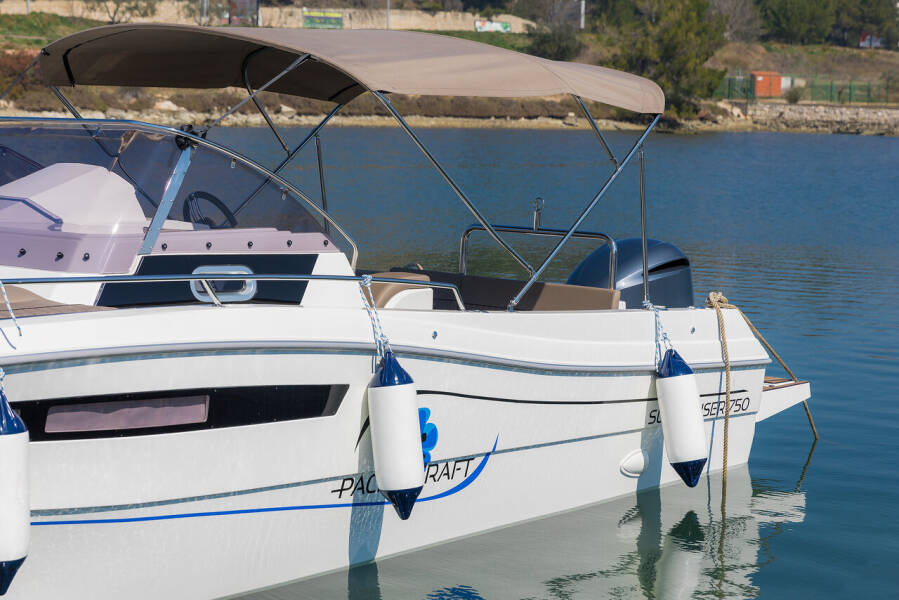 Pacific Craft 750 Sun Cruiser