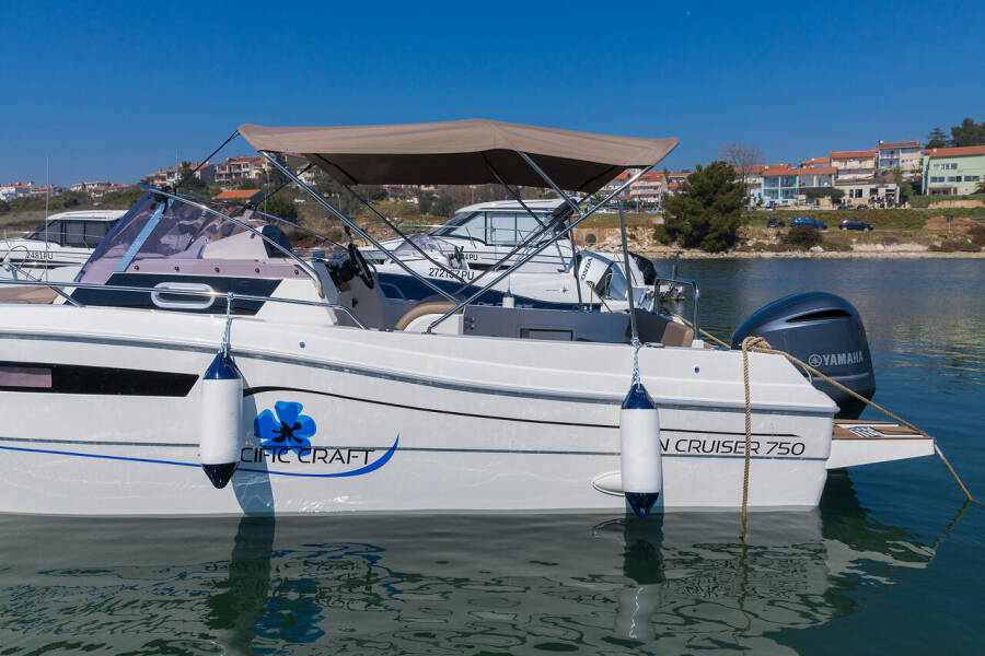 Pacific Craft 750 Sun Cruiser
