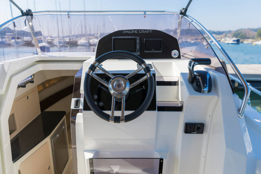 Pacific Craft 750 Sun Cruiser