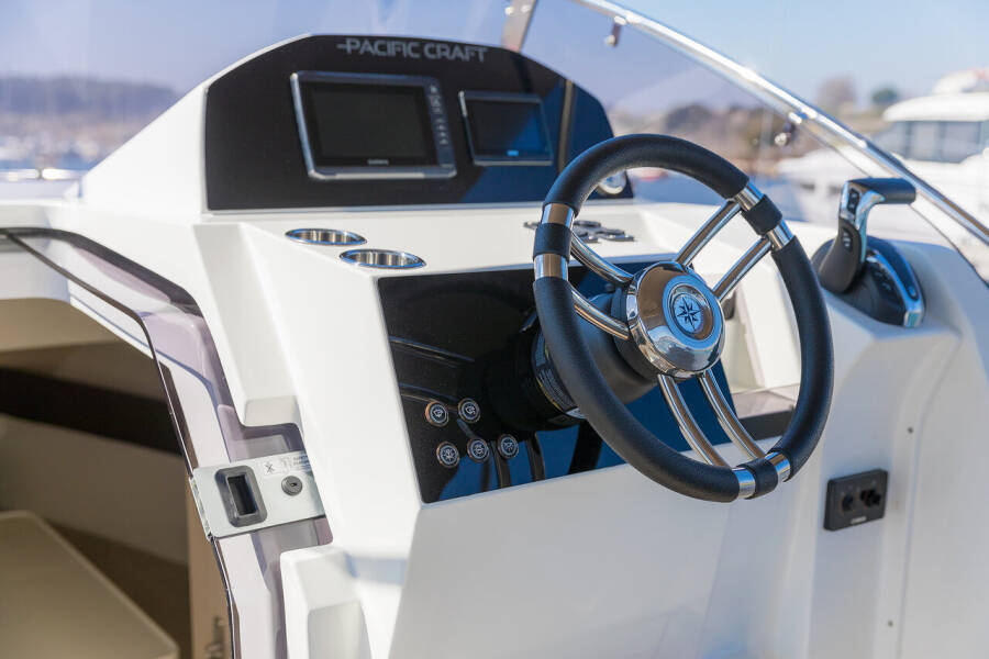 Pacific Craft 750 Sun Cruiser