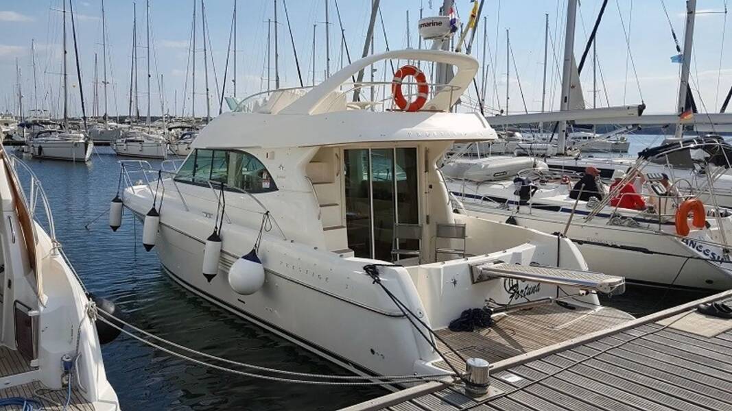 Prestige 36