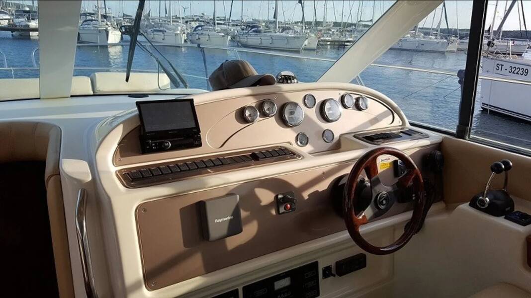 Prestige 36