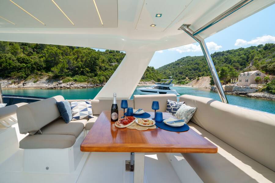 Prestige 590