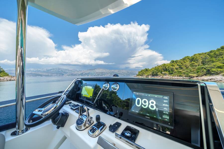 Prestige 590