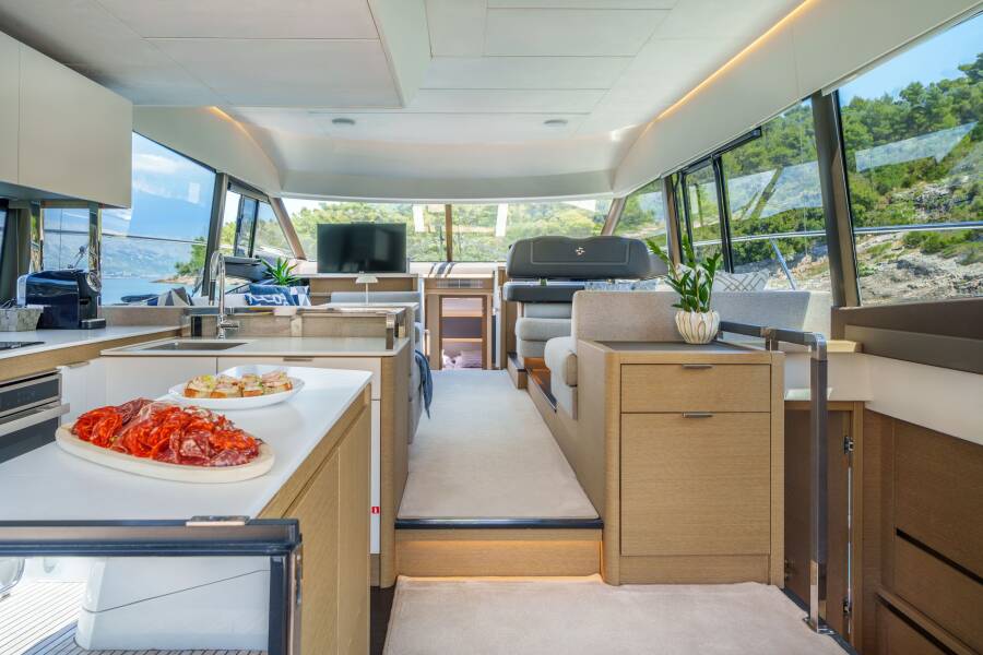 Prestige 590