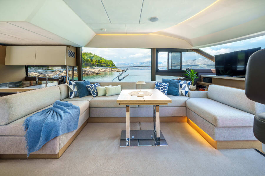 Prestige 590