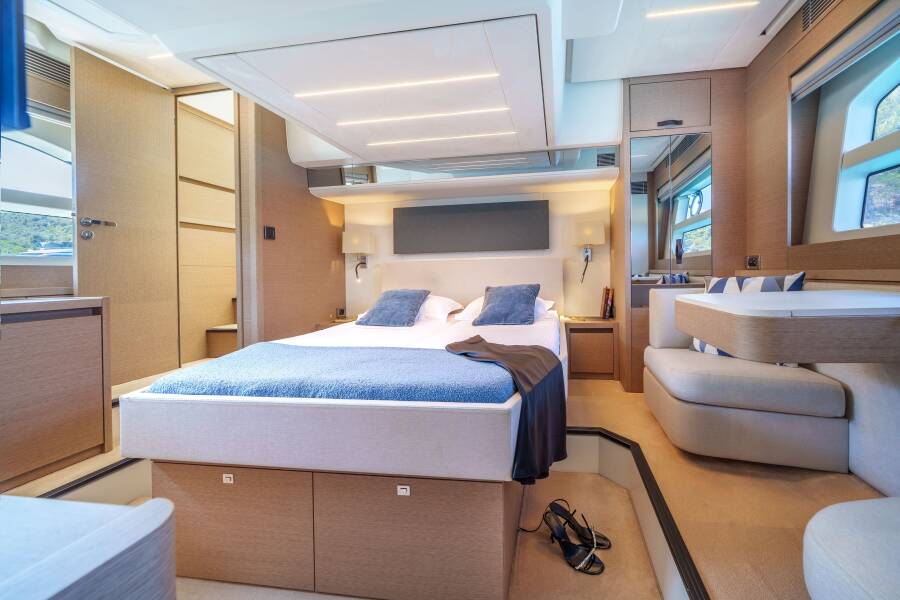 Prestige 590