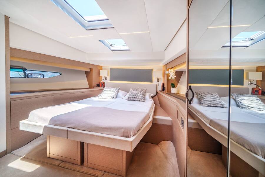 Prestige 590