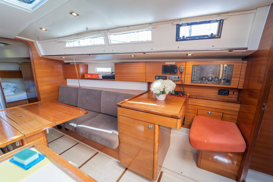 Salona 38