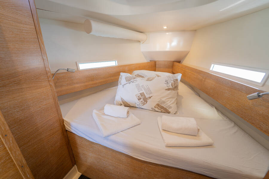 Salona 380