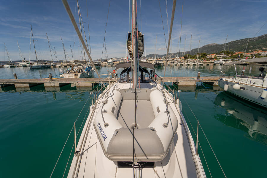 Salona 380