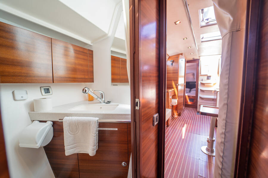 Salona 44