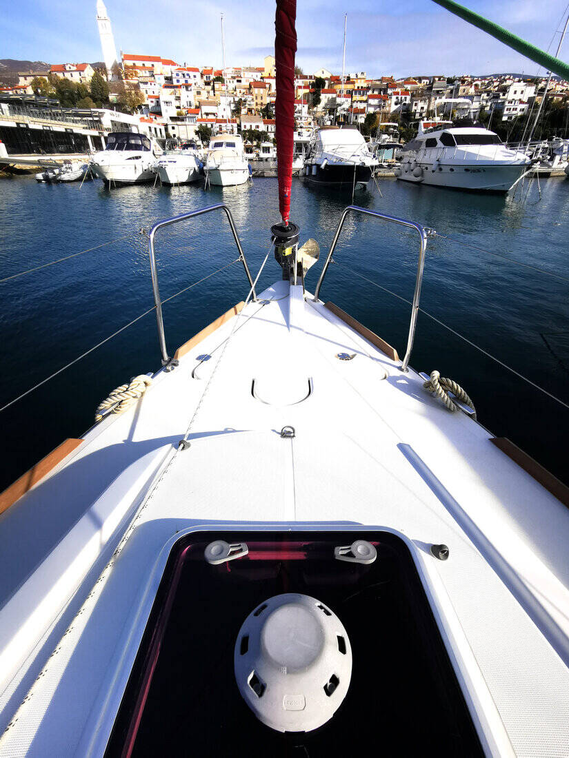 Sun Odyssey 33i