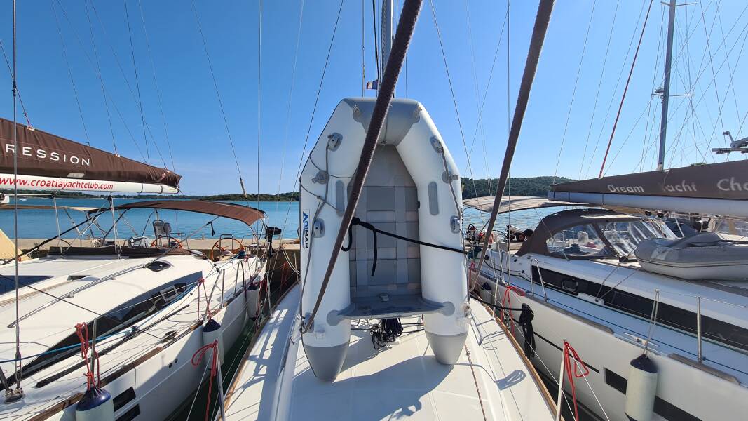 Sun Odyssey 349