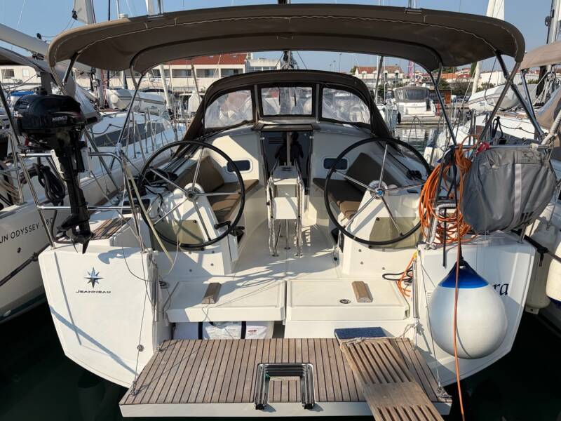 Sun Odyssey 349