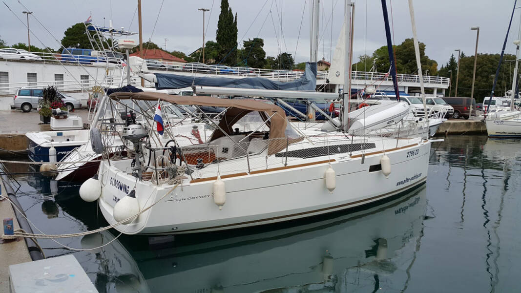 Sun Odyssey 349