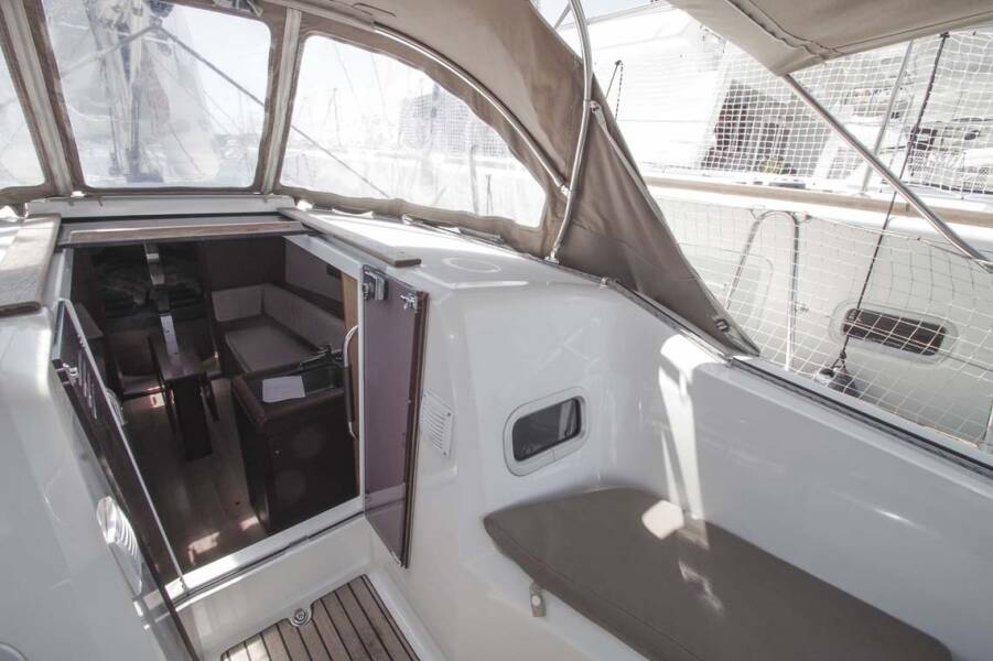 Sun Odyssey 349