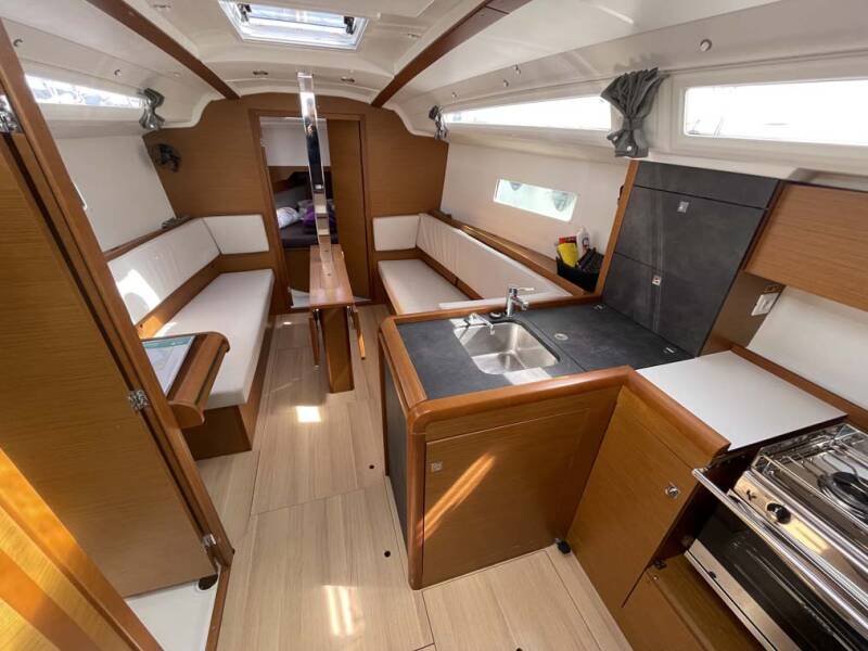 Sun Odyssey 349