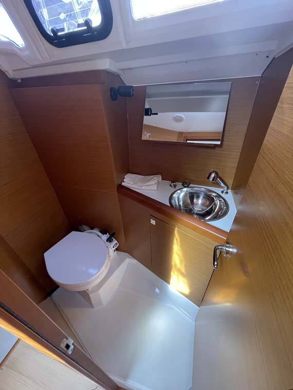Sun Odyssey 349