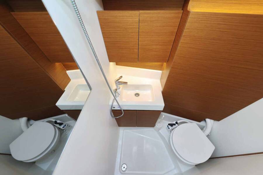 Sun Odyssey 380 Performance