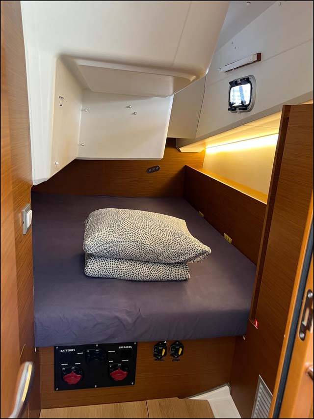 Sun Odyssey 380