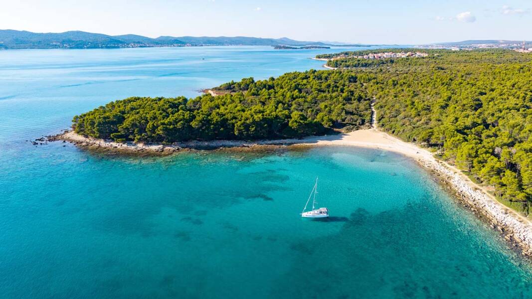 Sun Odyssey 380