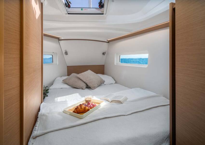 Sun Odyssey 380