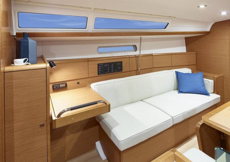 Sun Odyssey 389 (2R)