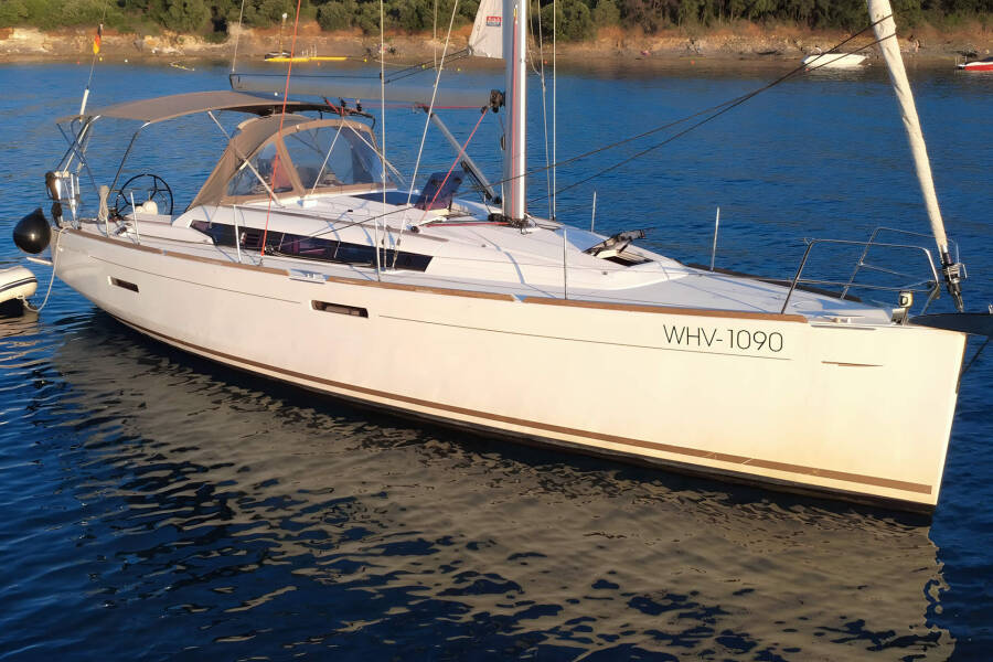 Sun Odyssey 389
