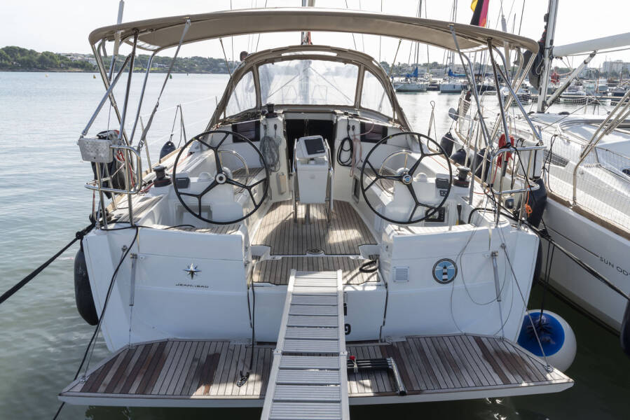 Sun Odyssey 389