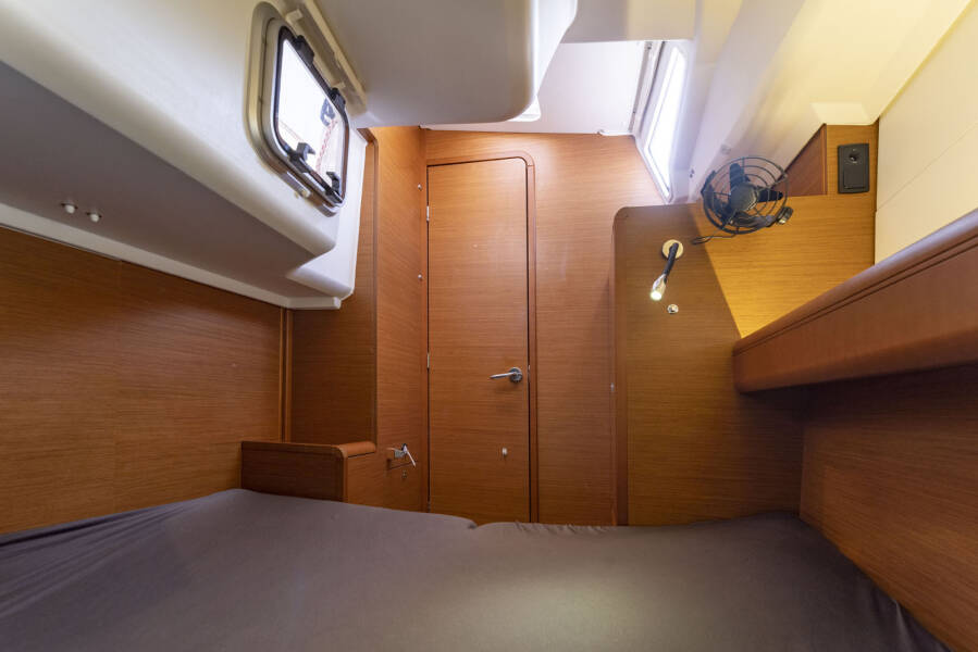 Sun Odyssey 389