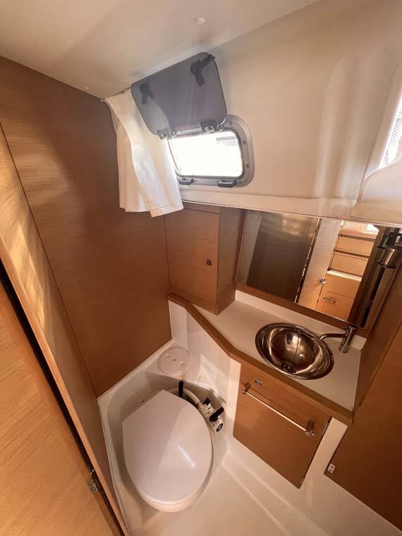 Sun Odyssey 389