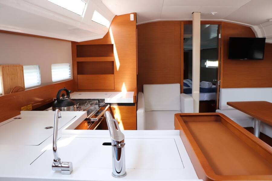 Sun Odyssey 410