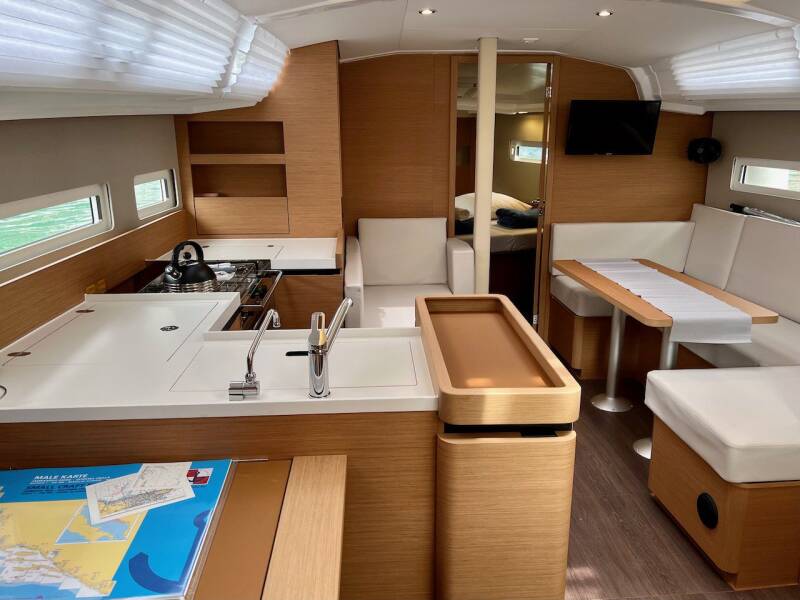 Sun Odyssey 410