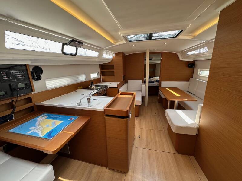 Sun Odyssey 410