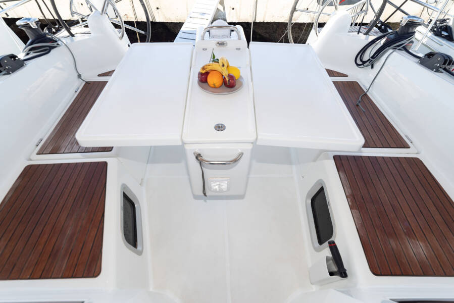 Sun Odyssey 410