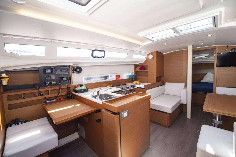 Sun Odyssey 410