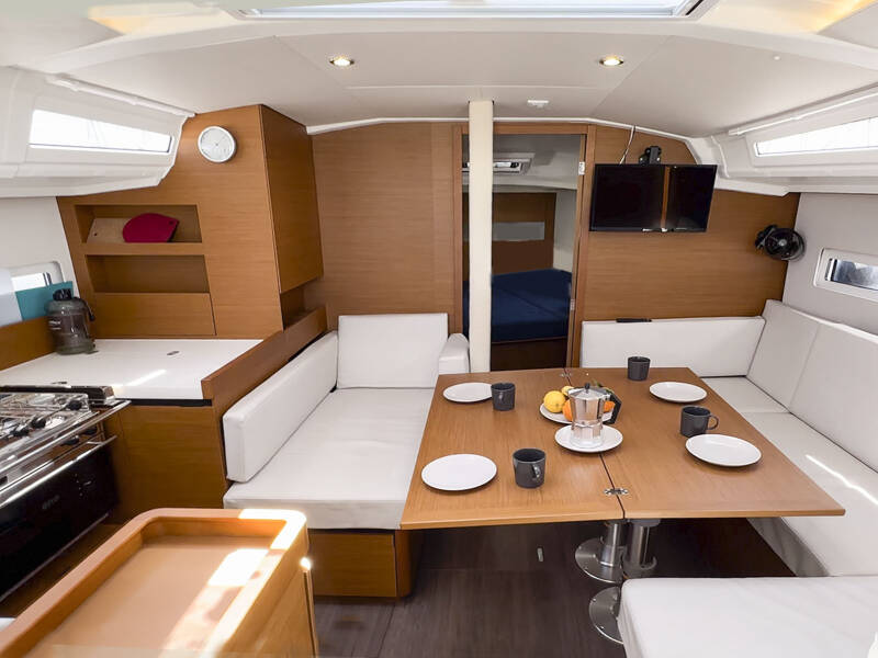 Sun Odyssey 410