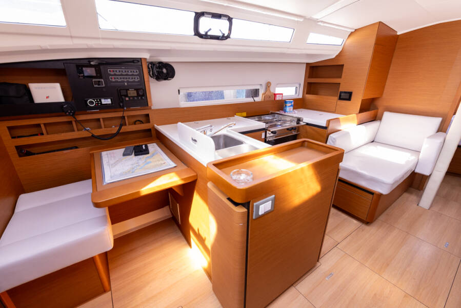 Sun Odyssey 410