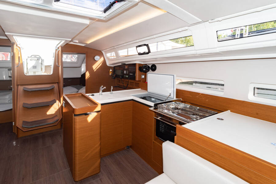 Sun Odyssey 410