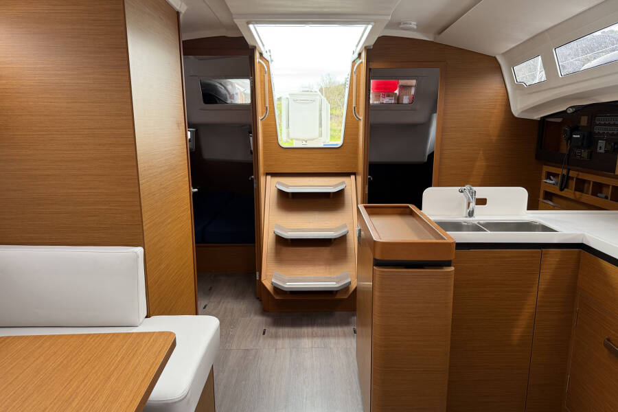 Sun Odyssey 410