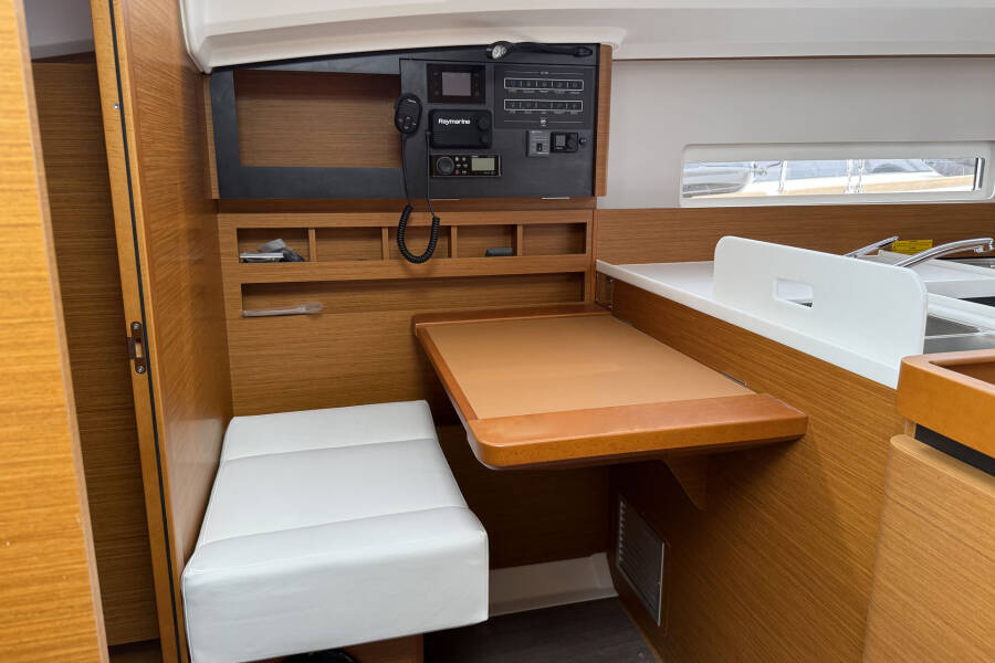 Sun Odyssey 410