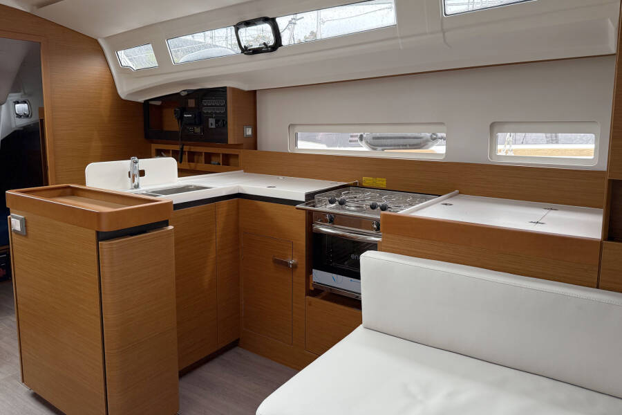 Sun Odyssey 410