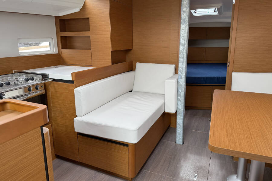 Sun Odyssey 410